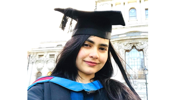 ব্যারিস্টার হলেন সরিষাবাড়ীর মেয়ে ফারিন