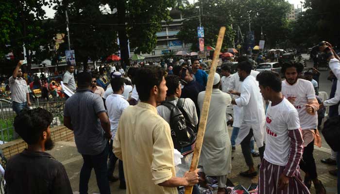 আবরারের স্মরণসভায় ছাত্রলীগের হামলা, আহত ১৩
