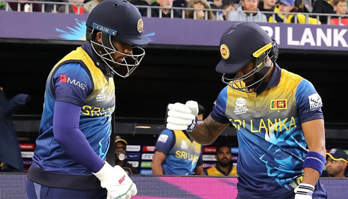 ৬ উইকেট হারিয়ে ধুঁকছে শ্রীলঙ্কা