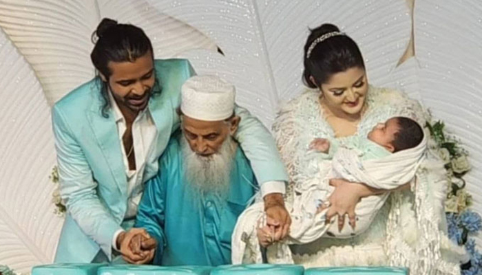 মা পরীর জমকালো জন্মদিন উদযাপন