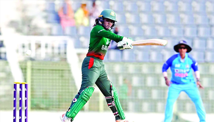 ভারতের বিপক্ষে হেরে কঠিন সমীকরণে টাইগ্রেসরা