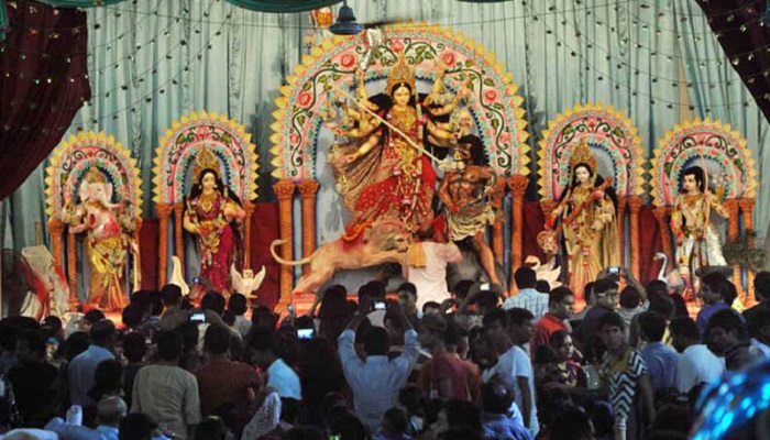 পূজার আনন্দে ছন্দপতন