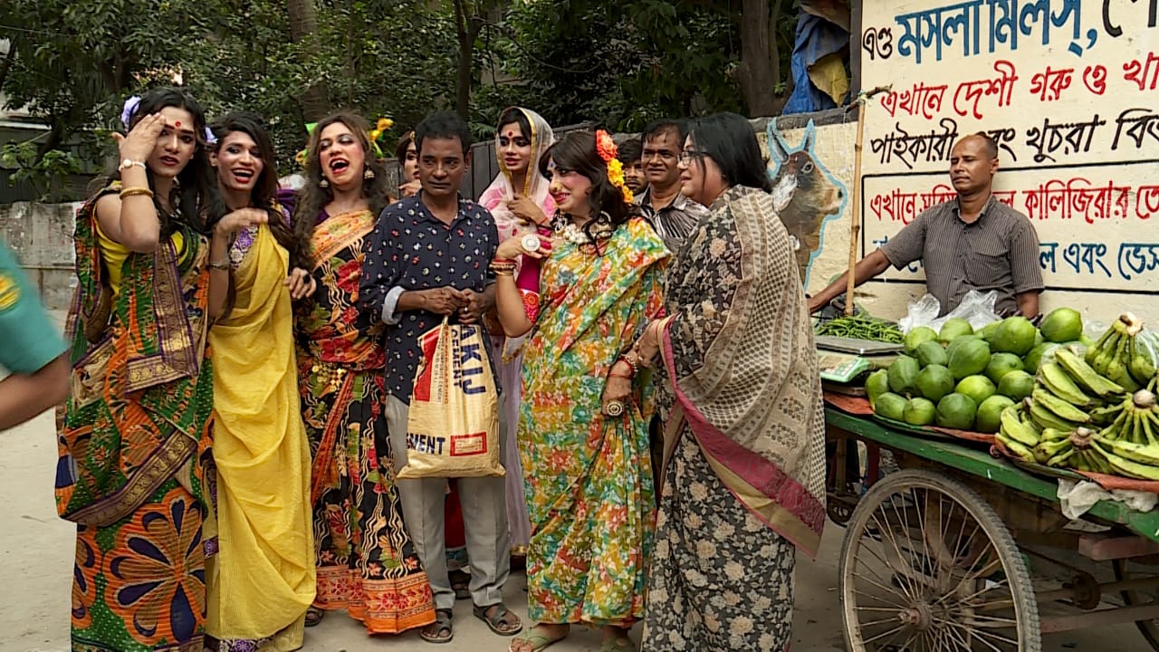 আলম থেকে আলো হয়ে ওঠার গল্পে ‘কমন মানুষ’