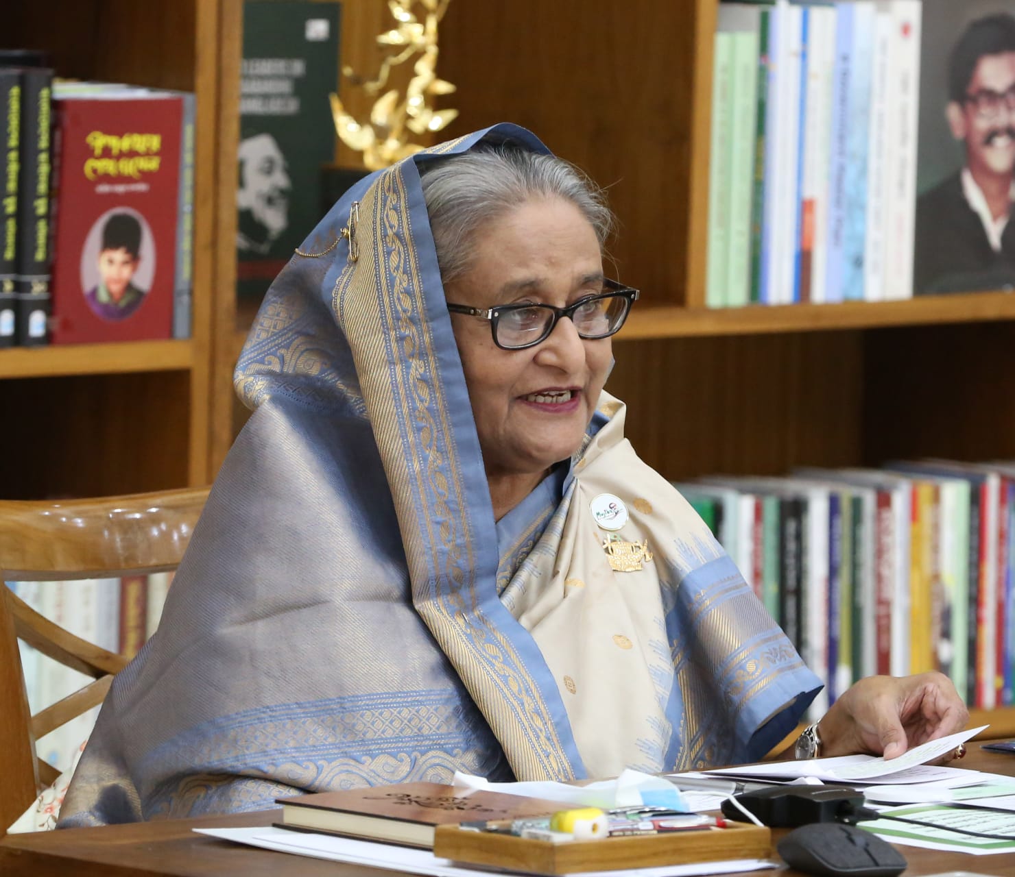 যুদ্ধ বন্ধ করে বাঁচার সুযোগ দিন: প্রধানমন্ত্রী