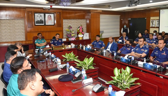 বাহিনীর মর্যাদা বাড়ানোর আহ্বান বিদায়ী ডিএমপি প্রধানের