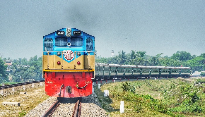 রেলের অনিয়ম-দুর্নীতি ঠেকানো আলোচনাতেই সীমাবদ্ধ