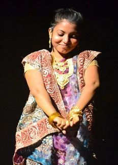 উৎসব উৎসবে বৃহস্পতি ছিল তুঙ্গে