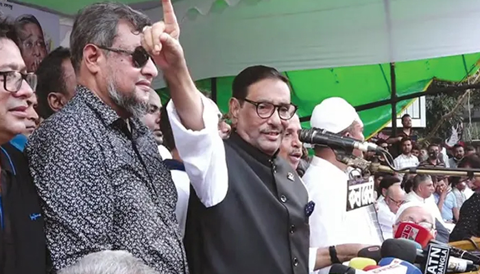বিএনপিকে আগুনের মুখে পড়তে হবে : কাদের