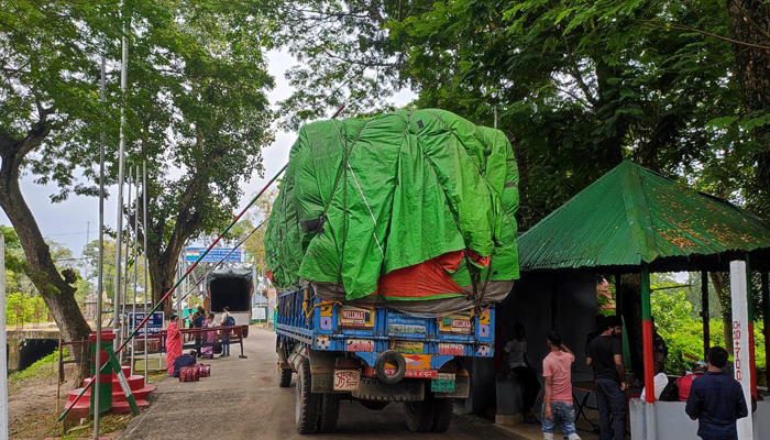 ছয়দিনের ছুটিতে যাচ্ছে আখাউড়া স্থলবন্দর