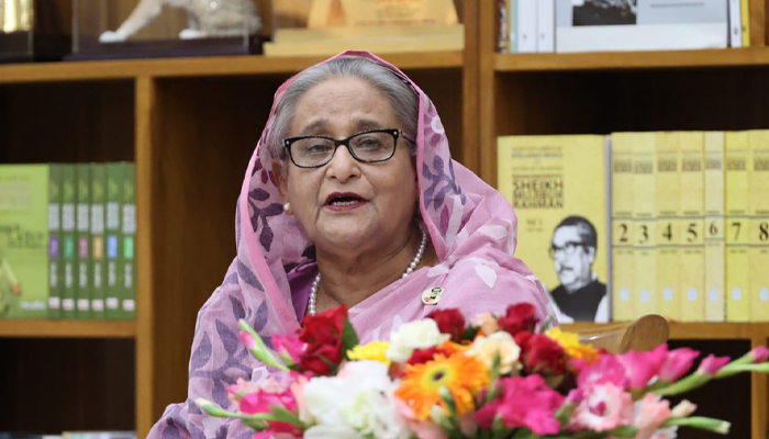 শক্ত অবস্থানে দেশের অর্থনীতি
