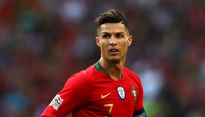 অবশেষে ম্যানইউকে বিদায় জানালেন রোনালদো