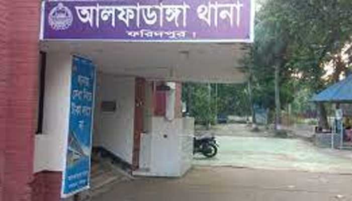 খেলতে গিয়ে গলায় ফাঁস লেগে শিশুর মৃত্যু