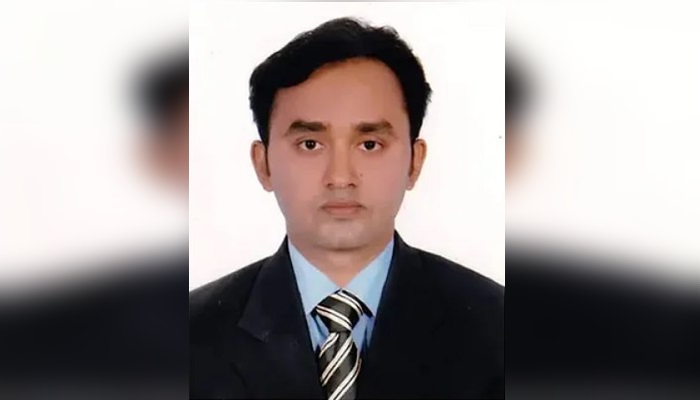সাভারে এসিল্যান্ডকে ছুরিকাঘাত