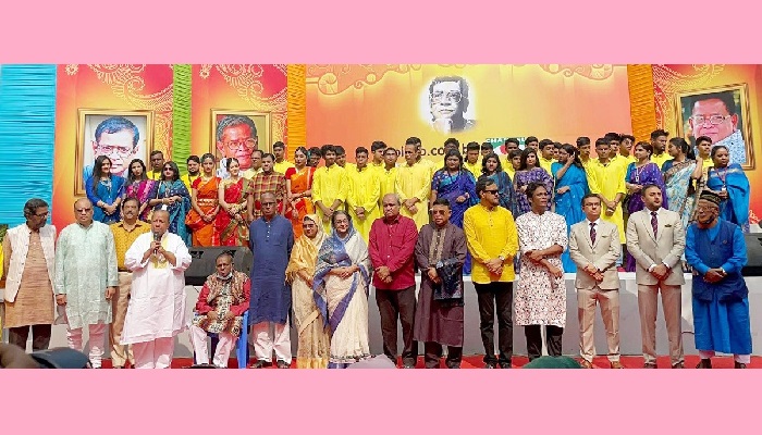 হুমায়ূন আহমেদের জন্মদিন উদযাপন