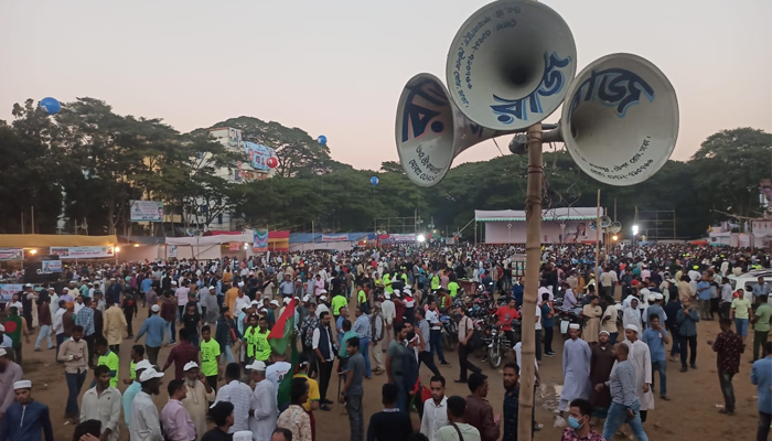 সিলেটে বিএনপির সমাবেশে মোবাইল চুরি