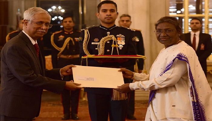 বাংলাদেশ আমাদের কাছে বিশেষ স্থান দখল করে আছে
