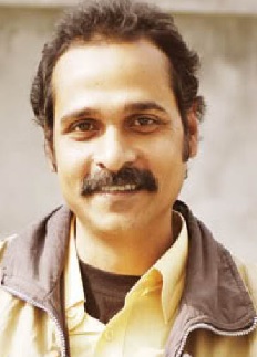 আমাদের একজন সঞ্জীবদা আছেন