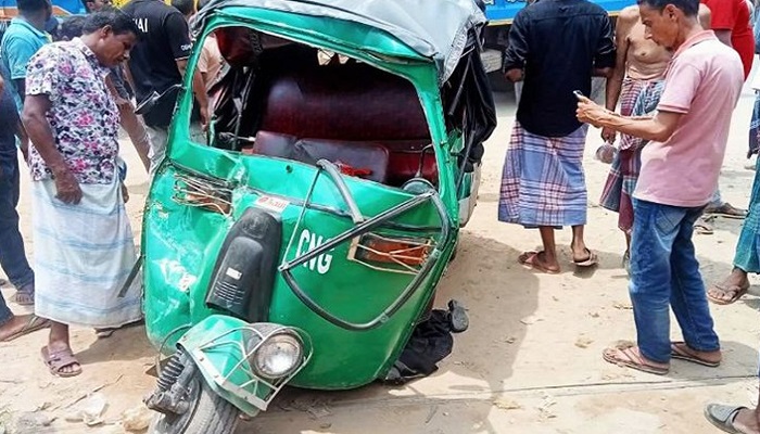 গাজীপুরে পৃথক সড়ক দুর্ঘটনায় নিহত ৩