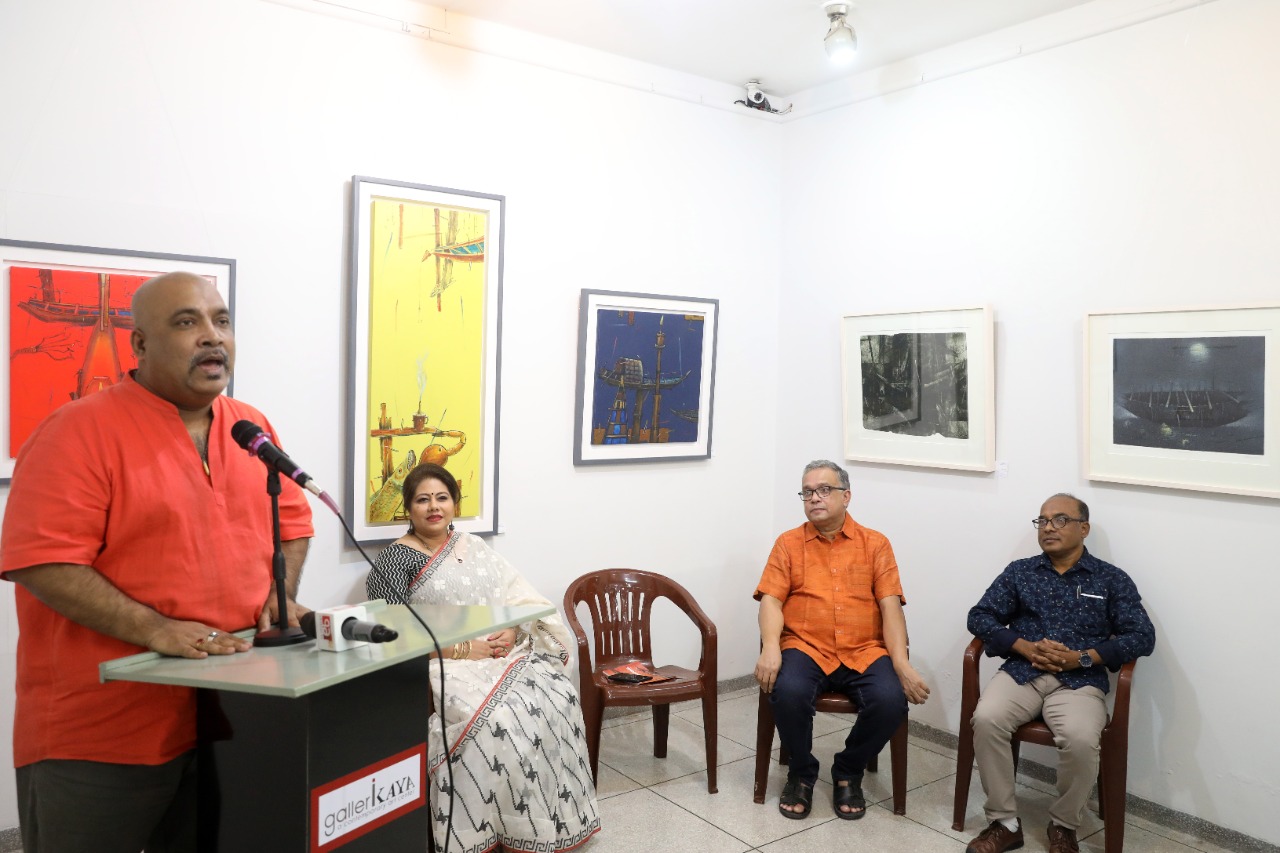 মানবিক পৃথিবীর অন্বেষণে নগরবাসী বর্মণ