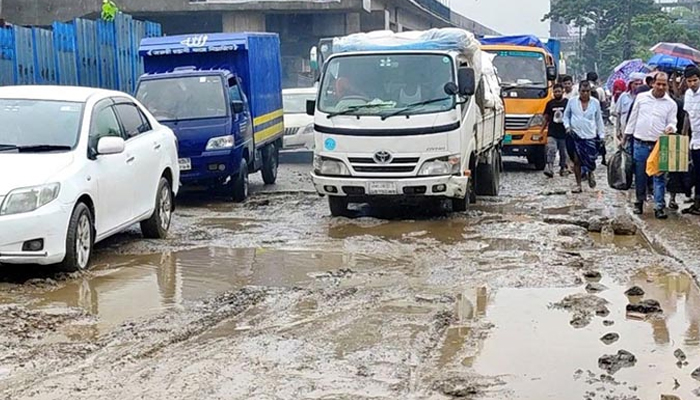 ৩ দিন বিমানবন্দর সড়ক এড়িয়ে চলার নির্দেশ