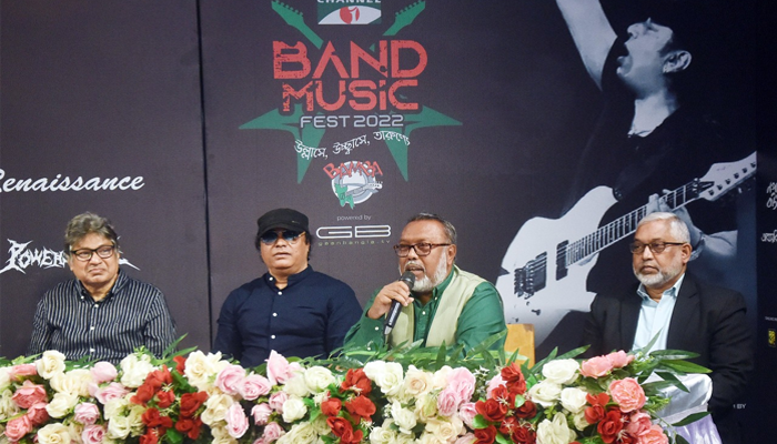 দুই ডিসেম্বর আর্মি স্টেডিয়ামে ব্যান্ড মিউজিক ফেস্ট