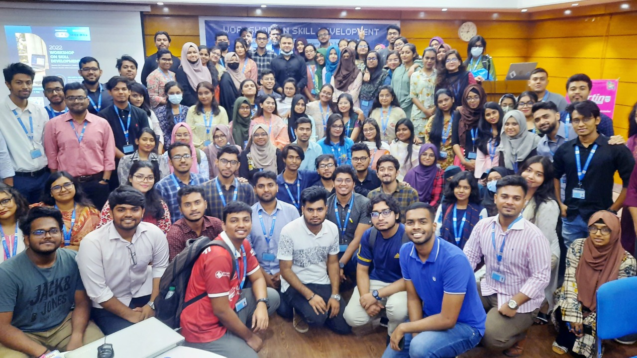 ব্র্যাক বিশ্ববিদ্যালয়ের ফার্মা সোসাইটির কর্মশালা
