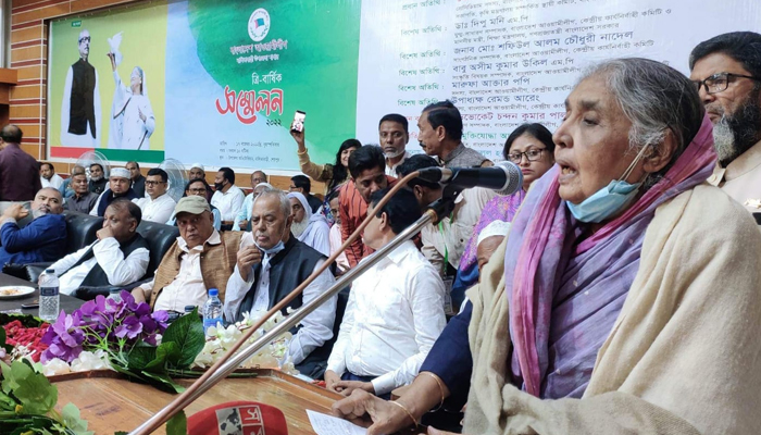 বিএনপি রিজার্ভ নিয়ে বিভ্রান্তি ছড়াচ্ছে 