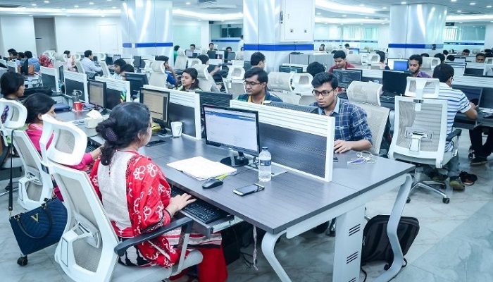 আজ থেকে শুরু হলো নতুন নিয়মে অফিস