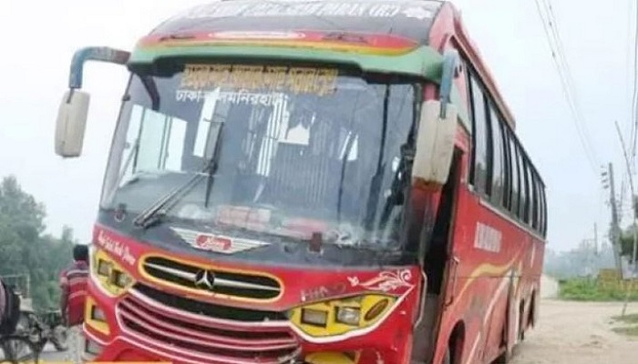 গাইবান্ধায় বাসচাপায় নানি-নাতনির মৃত্যু