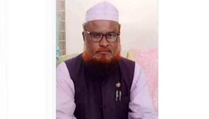 মাদরাসার শিক্ষককে অধ্যক্ষ শব্দ ব্যবহারে নিষেধাজ্ঞা