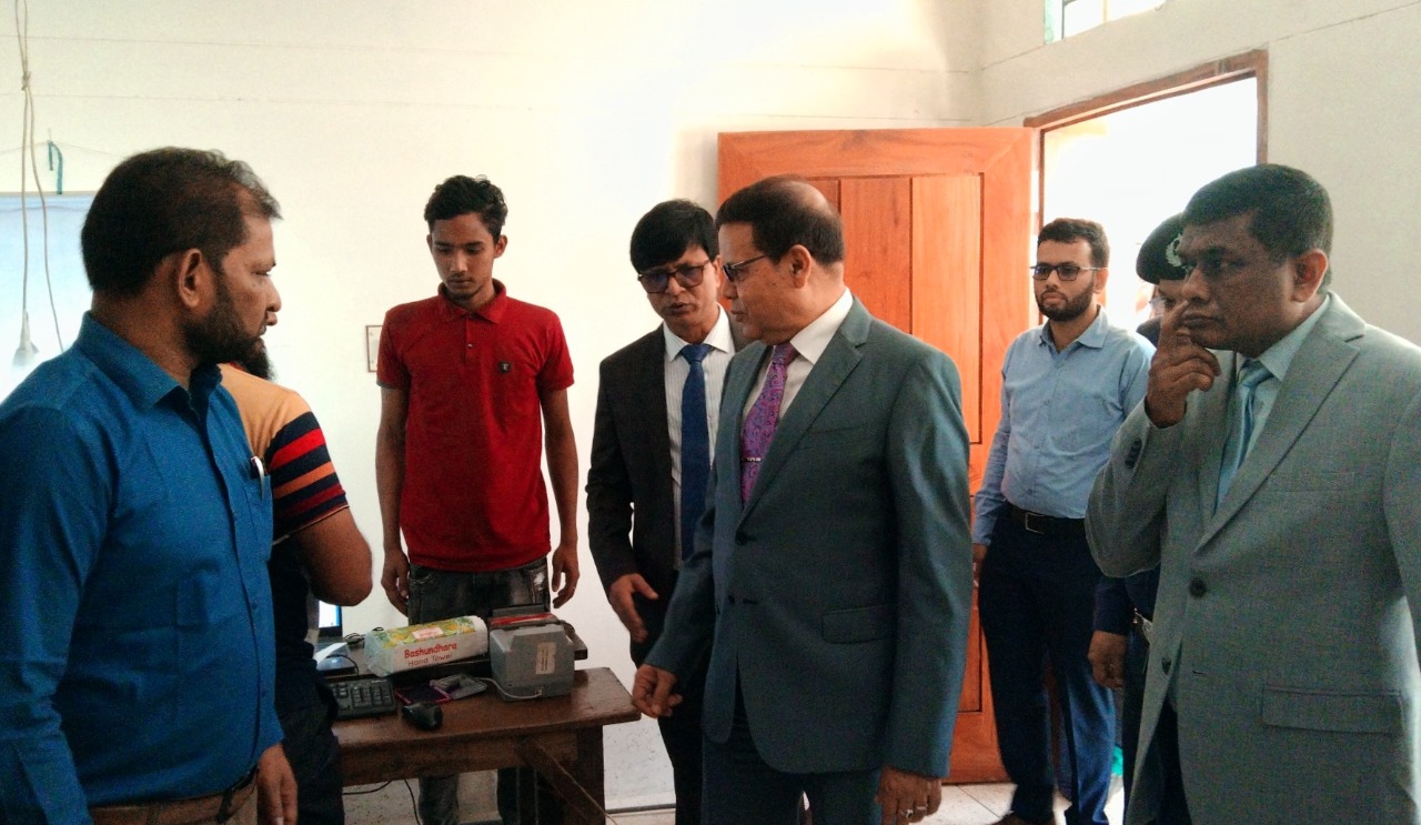 লেভেল প্লেয়িং ফিল্ড তৈরিতে আপ্রাণ চেষ্টা করছি