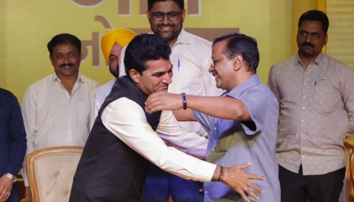 গুজরাটের মুখ্যমন্ত্রী পদপ্রার্থী সাংবাদিক ইসুদান