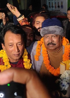 চলচ্চিত্র পরিচালক সমিতির সভাপতি কাজী হায়াৎ, মহাসচিব শাহীন সুমন