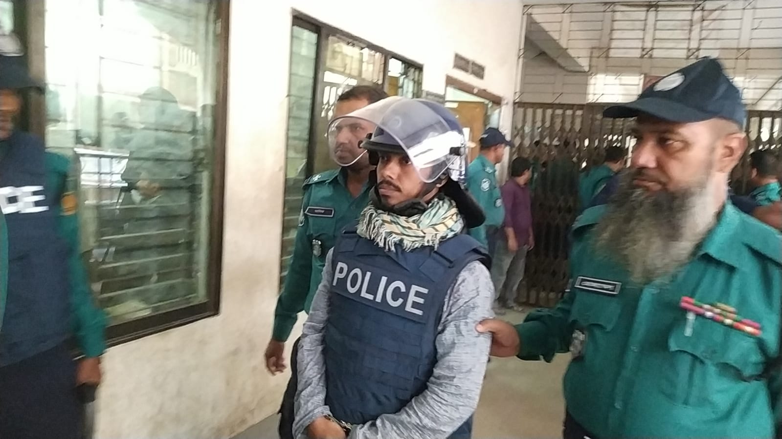 যাত্রাবাড়ি থানার মামলায় ৫ জঙ্গি ৭ দিনের রিমান্ডে