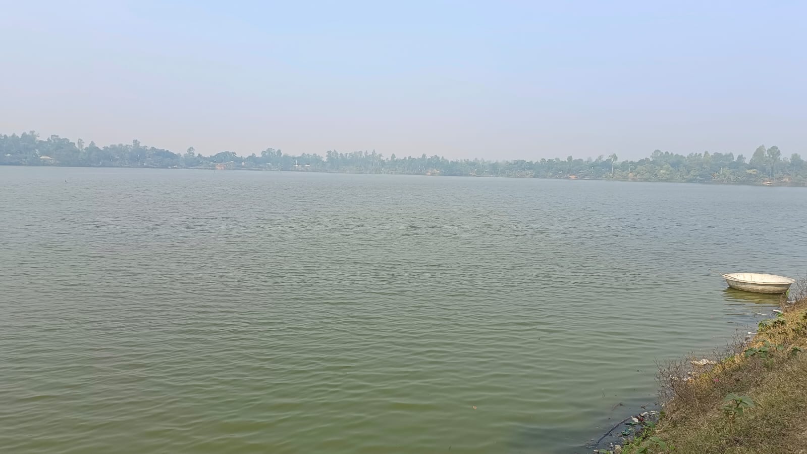 ঐতিহ্য হারাচ্ছে রায়গঞ্জের প্রাচীন জয়সাগর দীঘি