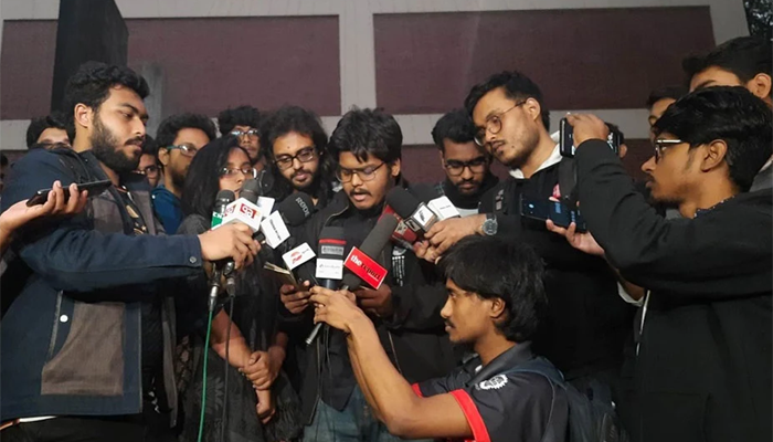 ডিবি-র্যাবের তথ্যে সন্তুষ্ট বুয়েট শিক্ষার্থীরা, কর্মসূচি স্থগিত