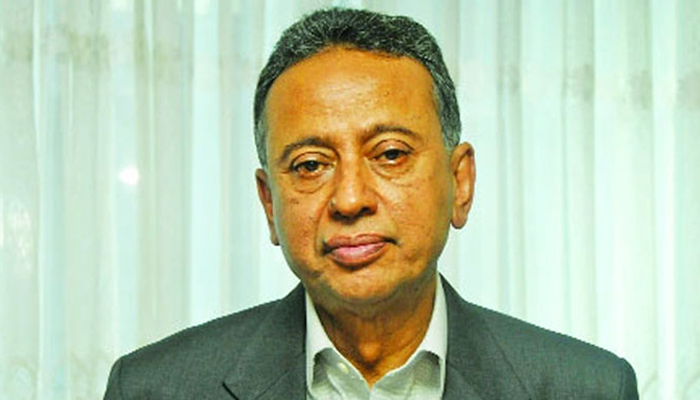 সরকার কূটনীতিকদেরও ভয়ভীতি দেখাচ্ছে