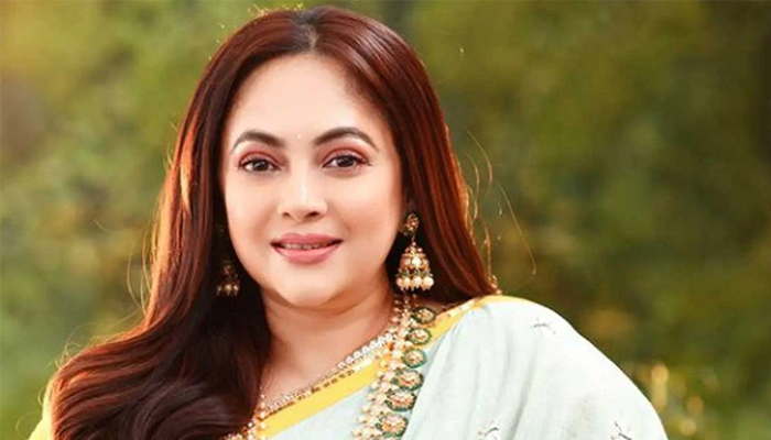 ঢাকায় আসছেন শ্রীলেখা