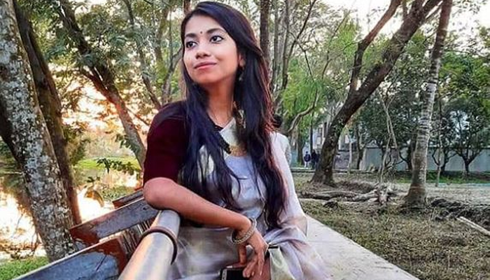 পূজা উদযাপন পরিষদের উপদেষ্টা-সভাপতির ভূমিকায় রহস্য