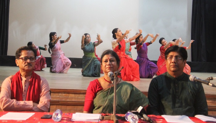 বিজয় দিবসে হাজারো কণ্ঠে গান গাইবে ছায়ানট