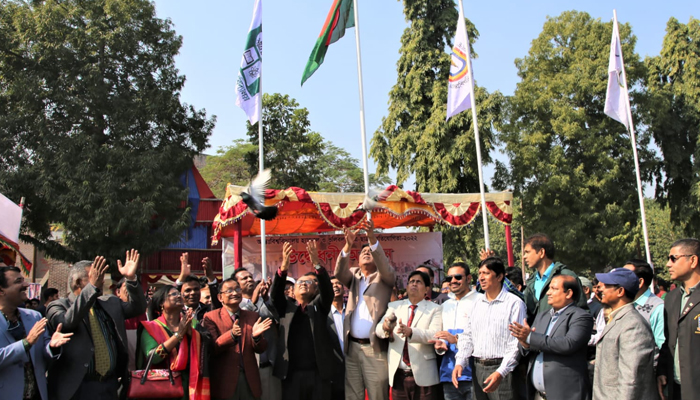 ইবিতে ঐতিহ্যবাহী লাঠিখেলা অনুষ্ঠিত