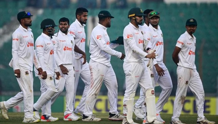 চট্টগ্রাম টেস্ট: ভারতীয় স্পিন বিষে কুপোকাত টাইগাররা