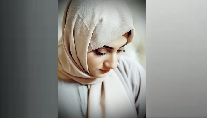 হিজাবী পূজা চেরিকে নিয়ে তোলপাড়