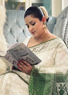 বাসায় ফিরলেন পরী মণি
