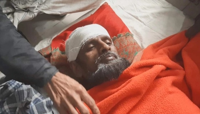 মাদারীপুরে ব্যবসায়ীকে কুপিয়ে জখম