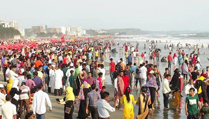 ঝিমিয়ে থাকা কক্সবাজারে প্রাণের সঞ্চার