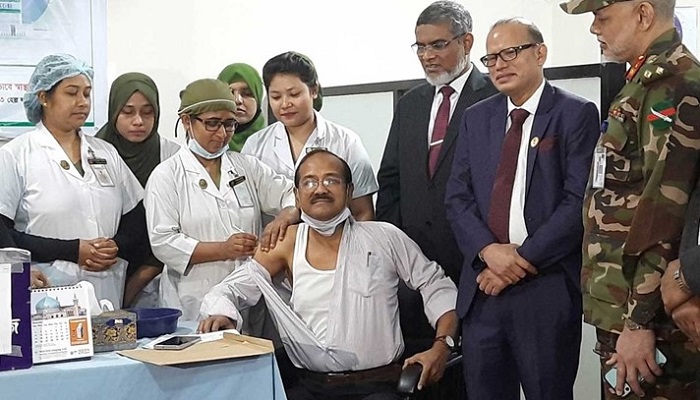 করোনার চতুর্থ ডোজের টিকা কার্যক্রম শুরু