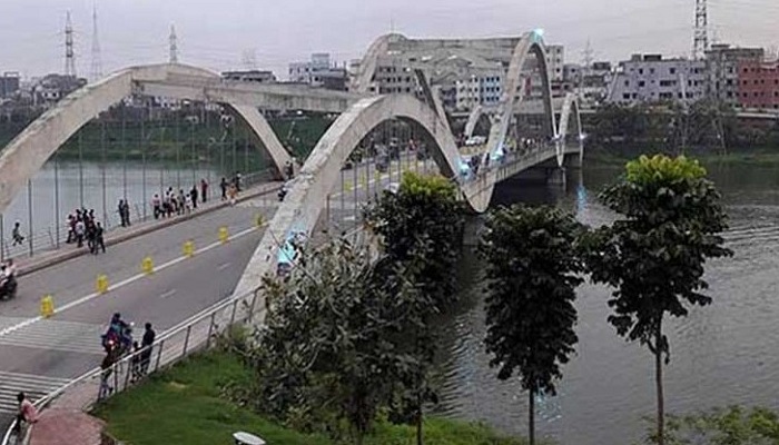 হাতিরঝিলে অজ্ঞাত যুবকের মরদেহ উদ্ধার