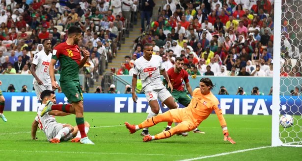 সুইসদের লজ্জায় ডুবিয়ে কোয়ার্টার ফাইনালে পর্তুগিজরা
