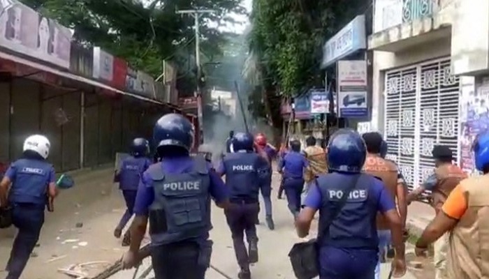 বেলাবোতে বিএনপির ১২ নেতাকর্মীর বিরুদ্ধে মামলা, গ্রেপ্তার ২